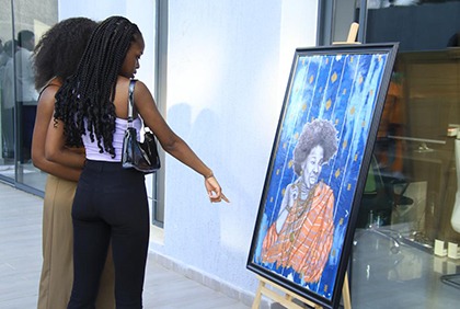 Exposition d'Art:  ''Maison Métisse'' et ''Near'' dans une architecture de promotion de la culture ivoirienne