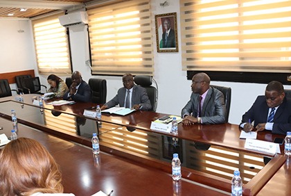 Salubrité: Face aux Opérateurs du Secteur, le Ministre Bouaké Fofana appelle les partenaires au respect scrupuleux du Cahier des charges