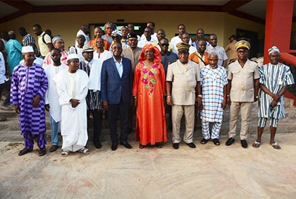 Insécurité à Bouna : la ministre Nialé Kaba invite les populations à collaborer avec les Forces de Défense et de Sécurité