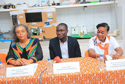 Cérémonie officielle de récompense des huit étudiants du secondaire issus de Bilingual Schools of Africa (IBSA)