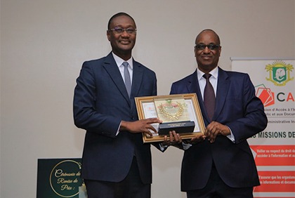 Distinction: le ministère du budget et du portefeuille de l’état reçoit le prix d’excellence 2022 de la CAIDP