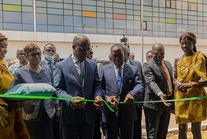 9eme édition des journées de l'ordre national des pharmaciens de Côte d'Ivoire : Visite des stands