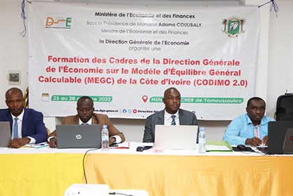 Modèle d’Equilibre Général Calculable (MEGC) : la DGE renforce les capacités de ses techniciens à Yamoussoukro