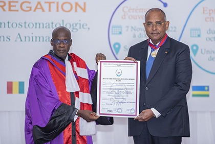 Enseignement supérieur et recherche scientifique : Le Premier ministre Patrick Achi préside la cérémonie d'ouverture de la 21ème édition du concours d'agrégation des sciences de santé du CAMES