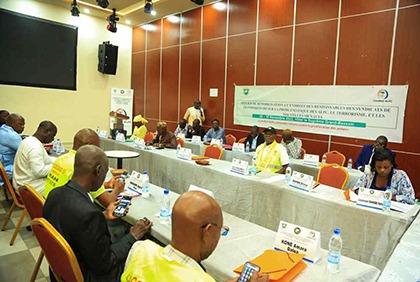 Atelier de sensibilisation à l'endroit des responsables des syndicats des transporteurs sur la problématique des armes légères et de petit calibre