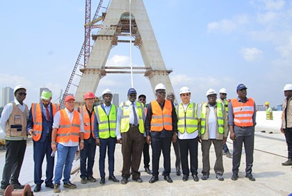 Infrastructures routières : Visite de chantier de construction du pont de Cocody
