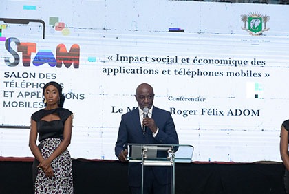 Ouverture officielle du salon des téléphones et application mobiles