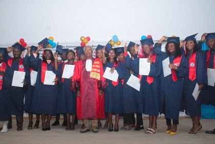 Cérémonie de remise de diplômes de licence et Master des  étudiants de l'université Méthodiste de Côte d'Ivoire