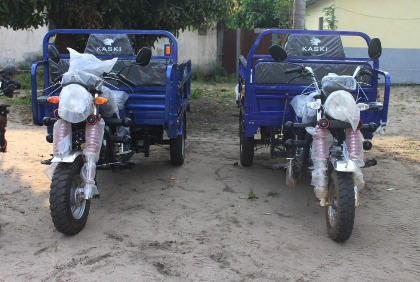 Action sociale: FOXTROT International fait don de deux tricycles aux villages d'Audoin-santé et Audoin-Beugreto de Jacqueville