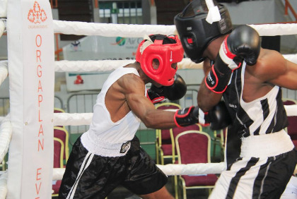Boxe: Finale de la 3eme édition du tournoi ''Choc des Titans'' au Palais des Sports