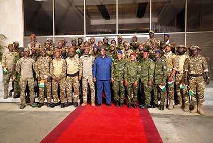 Arrivée des 46 soldats ivoiriens à l'aéroport Félix Houphouët Boigny d'Abidjan