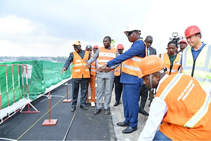 Visite des travaux de construction du 4e pont d’Abidjan 