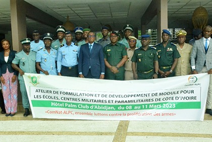 Lutte contre la prolifération des armes légères Atelier de formulation