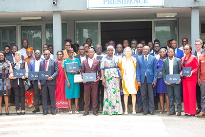 Formation en e-learning : des diplômes sécurisés remis à 19 enseignants-chercheurs de l’Université Nangui Abrogoua