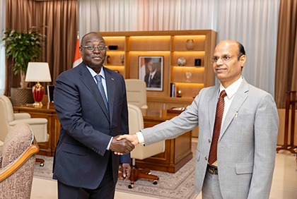 Entretien du Vice-Président de la République avec S.E.M. Rajesh RANJAN, Ambassadeur de l'Inde en Côte d'Ivoire