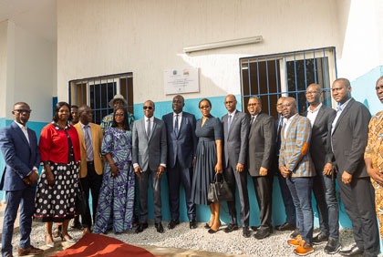 Cérémonie d'inauguration du nouveau bloc sanitaire du centre de santé d'Anoumabo offert par la Fondation de la BGFI BANK et la Fondation Magic System