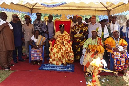 Grand-Bereby : les chefs de canton et de tribu du Wapo intronisés