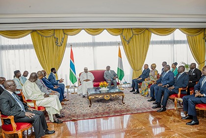Coopération Sud-Sud: Alassane Ouattara échange avec son homologue Adama Barrow de la Gambie
