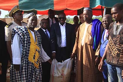 Sécurité /Ouagolodougou: Remise de don aux réfugiés accueillis en Côte d'Ivoire