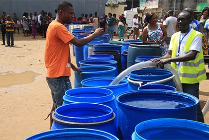 Yopougon: Opération de distribution d'eau potable aux populations de Yopougon