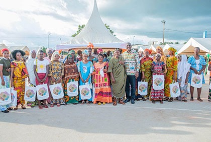 Yamoussoukro/Fête des mères : le Ministre Souleymane Diarrassouba ‘’gâte ‘´1000 mamans