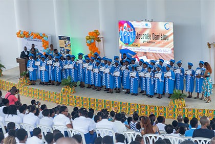 Journée de l'excellence : Cérémonie de récompense des majeurs de promotion du groupe scolaire Madeleine Daniélou par la Banque Populaire