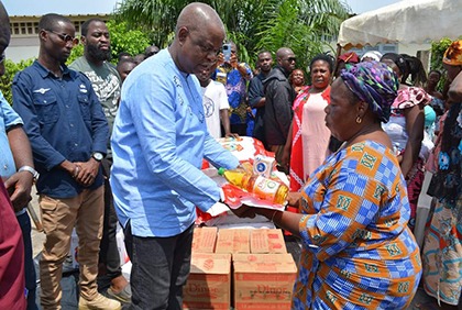 Port-Bouët : Justin Koné Katinan exprime sa compassion aux populations victimes d'un drame à Vridi CIE