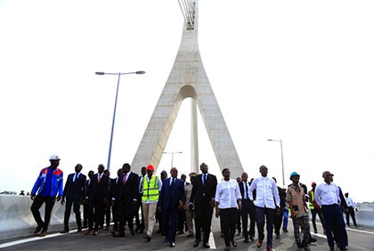 Infrastructures : visite des travaux du 5e pont reliant les communes de Cocody et Plateau