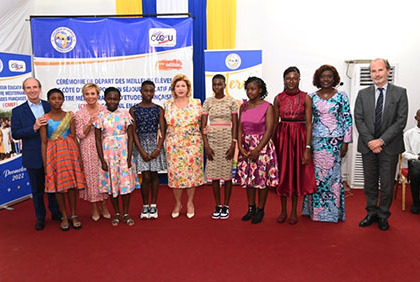 7ème édition de la cérémonie de départ des meilleurs élèves du pays en camp de vacances à Cap d'Ail en France