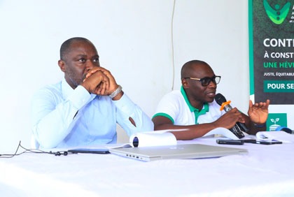 Conférence de presse de l'association des planteurs d'hévéa de Côte d'Ivoire relative à la suspension des prélèvements des revenus des producteurs