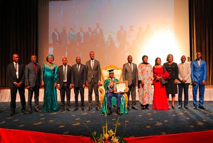 Promotion de l'excellence : la Direction Générale des Impôts récompense ses meilleurs agents de l'année