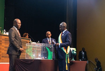 Côte d'Ivoire : adoption à 88,53% du projet de loi de révision de la constitution par les parlementaires
