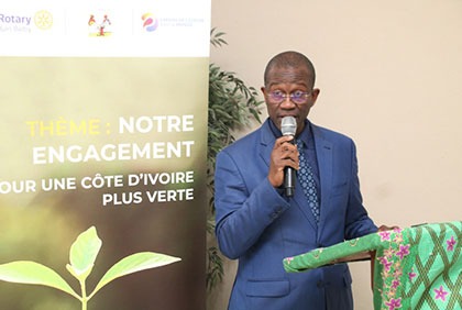 Conférence de presse en vue d'un reboisement de 500 hectares de parcelles sur deux ans
