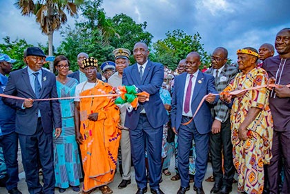 Yamoussoukro-Attiegouakro: le Ministre Souleymane Diarrassouba inaugure le Collège de proximité de Labokro