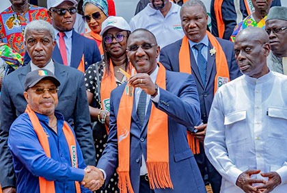 Yamoussoukro/Santé : le Ministre Souleymane Diarrassouba procède à la remise officielle des clefs du centre de santé ´´Olivia Yacé’´’ de N’Gokro