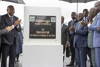 Cérémonie d'inauguration de l’autoroute Tiébissou-Bouaké par le Vice-Président de la République