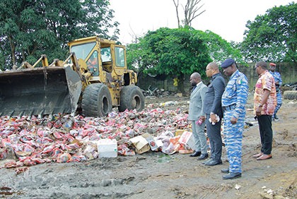 Lutte contre les fraudes : le Ministère en charge du Commerce détruit des produits d’une valeur de plus de 30 millions Fcfa
