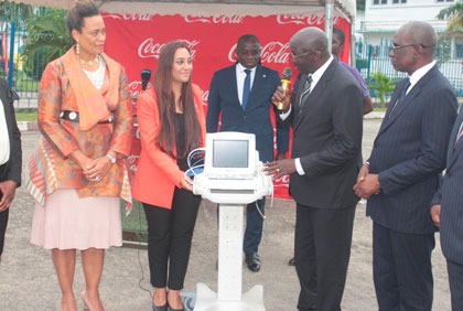 Lutte mortalité néonatale et maternelle:  Coca-Cola offre du matériel médical d’une valeur de 1,5 milliard Fcfa  à la Côte d'Ivoire