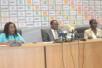 Sport: conférence de presse du ministre des sports relative à l'inondation du stade Alassane Ouattara d'Ebimpé 