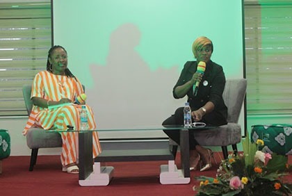 Conférence de l'Union des Femmes de la Banque Nationale d'Investissement sur 