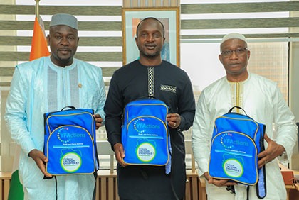 La fondation YFActions lance la distribution de 1500 kits scolaires aux élèves de familles démunies
