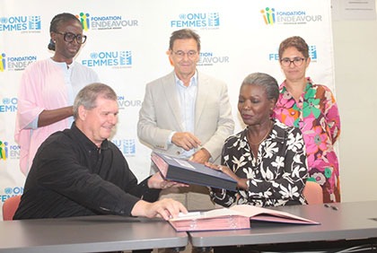 Côte d'Ivoire : la Fondation Endeavour et ONU Femmes signent un partenariat pour l'autonomisation des femmes de la zone minière d'Ity 