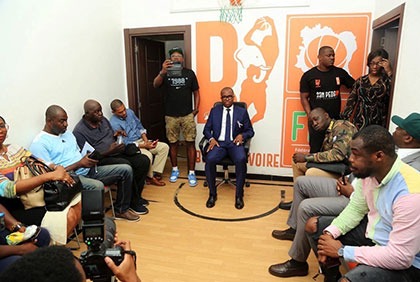 Basketball/ Election présidentielle: dépôt de dossier de candidature de Diarra Moussa