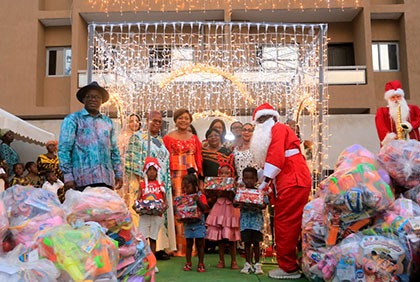 Attécoubé/Arbre de Noël: l'Ong ''Cœur  de mère international '' célèbre 10 ans d'actions