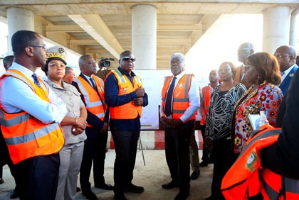 Infrastructures Abobo: le premier ministre visite les chantiers du carrefour MACACI et l'échangeur du grand carrefour