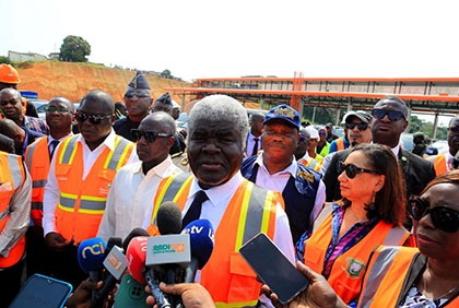 Infrastructure routière: visite du premier ministre sur les chantiers de la Y4 et du 4e pont