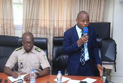 Côte d'Ivoire : des mécanismes de procédure de dédouanement au centre d'une  session de sensibilisation