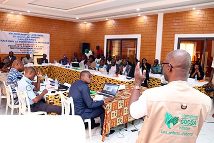 Protection des enfants dans la région de la Nawa: Les acteurs de lutte contre le travail des enfants mutualisent leurs forces.