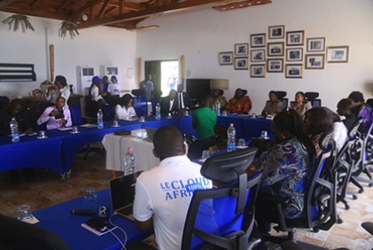 Développement du système digital : Pose de la première pierre du DataCenter  Tiers 3 Eco-responsable de la société ST Digital