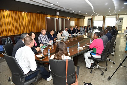 Côte d’Ivoire : le Directeur Général du Conseil du Café-Cacao échange sur les opportunités d’investissements dans le secteur du café-cacao avec des opérateurs économiques Allemands